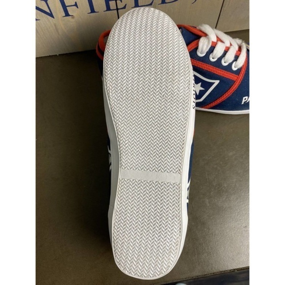 New England Patriots Women's Low Top Repeat Print Canvas Shoes‎ size 9 - Picture 7 of 8